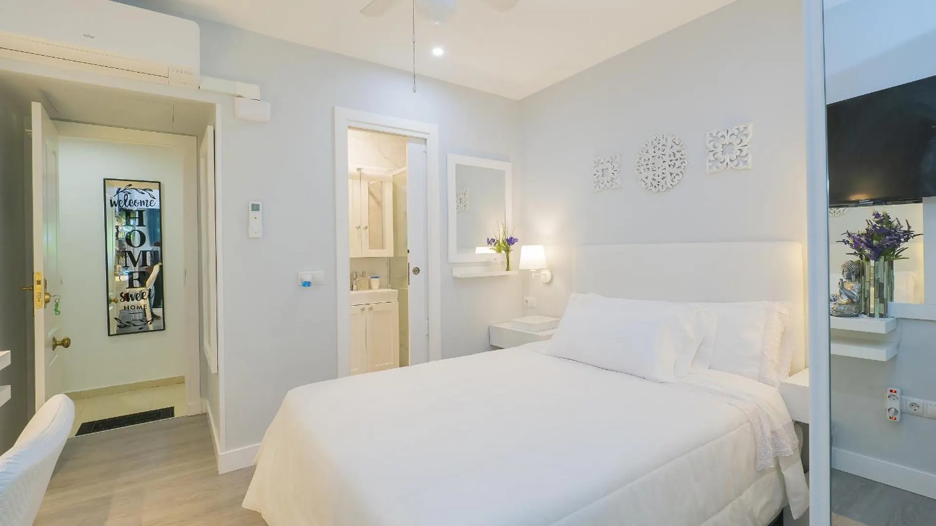 Cubo'S Poseidon Apartment 3 & Pool Benalmádena Vendégház