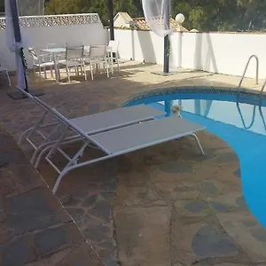 Pensión Tropical, Benalmádena