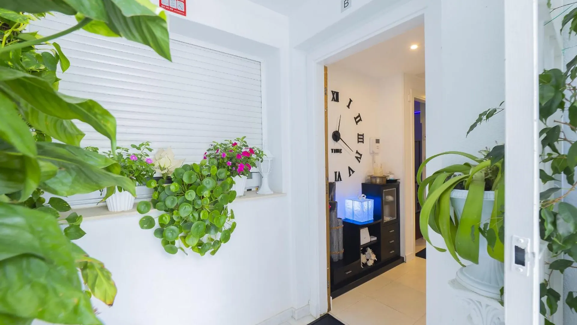 招待所 Cubo'S Poseidon Apartment 3 & Pool 贝纳尔马德纳 西班牙