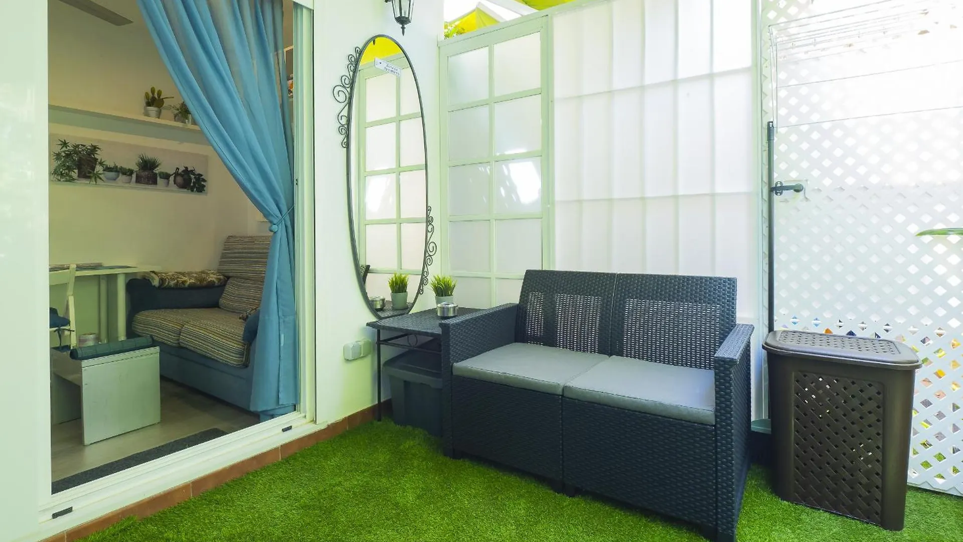 Cubo'S Poseidon Apartment 3 & Pool 贝纳尔马德纳